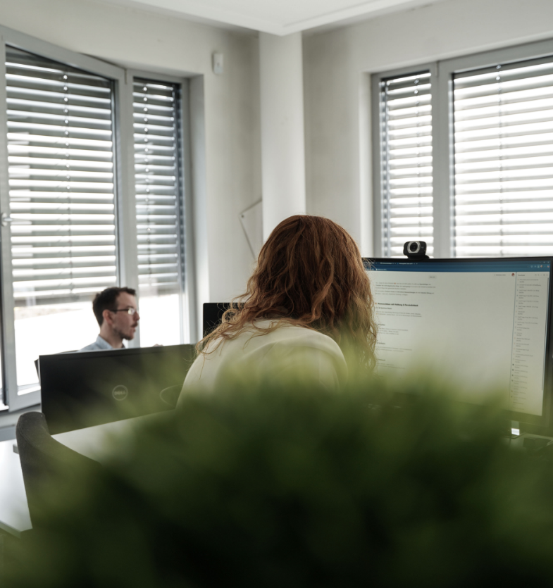 D E M GmbH - Unser Weg